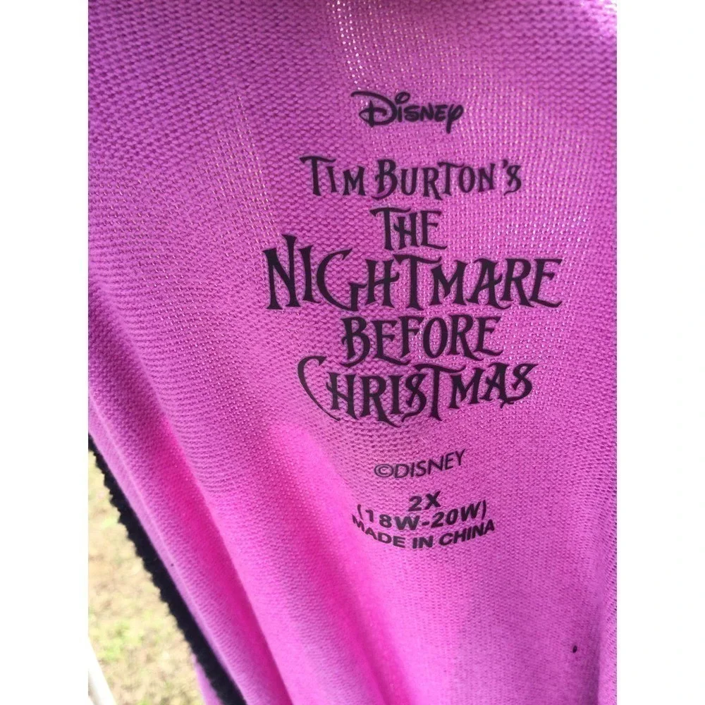 Disney Nightmare Before Christmas 2X NEW womens sleep shirt black fuchsia socks - Picture 8 of 14